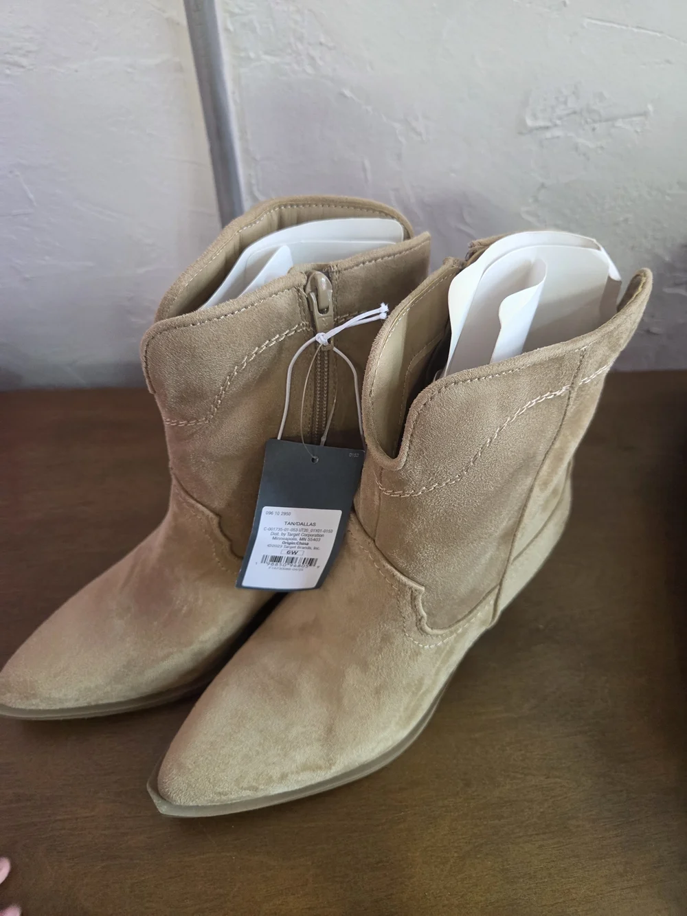 Universal Thread suede ankle